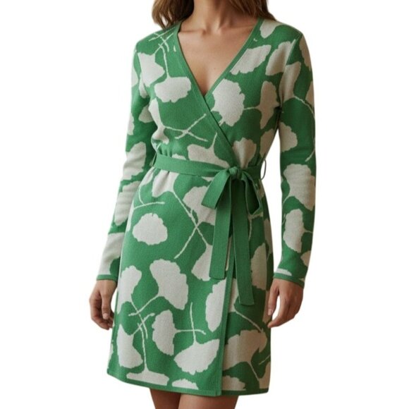 Diane Von Furstenberg Dresses & Skirts - Diane Von Furstenberg XS Green & White Ginko Leaf Wrap Sweater Top Dress